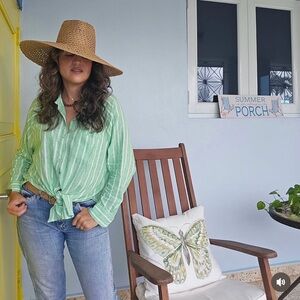 Aerie Pool to Party Coverup Shirt